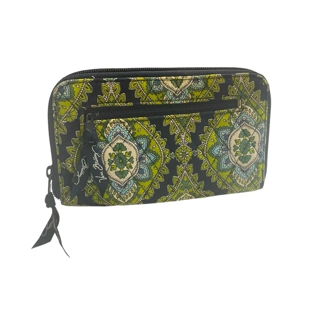 Vera Bradley Cambridge Quilted Zip Wallet, Wristlet Retired Fall 2007